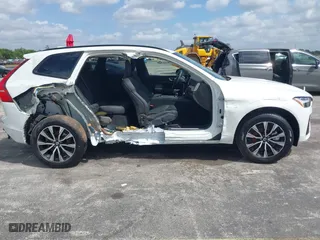 2025 Volvo XC60 Plus with VIN YV4M12RC1S1116731, listed as a IAAI auction lot 41909348 with 1,923 mi miles. Bid and sale history available at carsss.com. Image 6.
