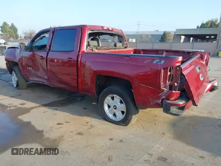 2018 Chevrolet Silverado 1500 LT with VIN 3GCUKREC4JG386597, listed as a IAAI auction lot 41355322 with Not Provided miles. Bid and sale history available at carsss.com. Image 3.