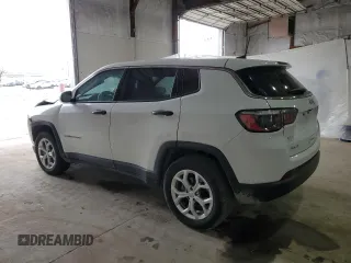 2024 Jeep Compass Sport с VIN 3C4NJDAN2RT145173, выставлен на аукционе Copart как лот 52393345 с пробегом 9 322 миль миль и Списание • Salvage title. История ставок и продаж доступна на DreamBid. Изображение 2.