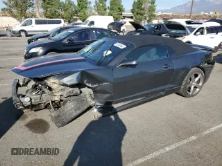 2014 Chevrolet Camaro LT z VIN 2G1FB3D3XE9215689, wystawiony jako Copart lot #74140464 z przebiegiem 90 165 mil mil oraz Szkoda całkowita • Salvage title. Historia ofert i sprzedaży dostępna na DreamBid. Obrazek 1.