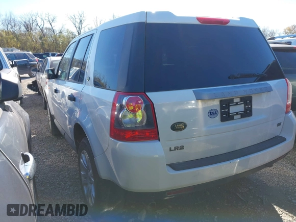 2008 Land Rover LR2 SE с VIN SALFS24N48H033076, выставлен на аукционе IAAI как лот 40809883 с пробегом 169 261 миль миль и . История ставок и продаж доступна на DreamBid. Изображение 3.