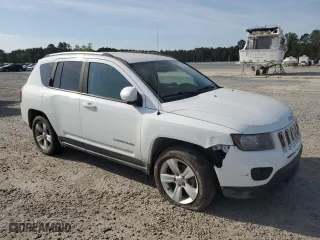 2016 Jeep Compass High Altitude Edition with VIN 1C4NJCEA0GD628200, listed as a Copart auction lot 53639855 with 176,116 mi miles and Clean Title. Bid and sale history available at carsss.com. Image 4.
