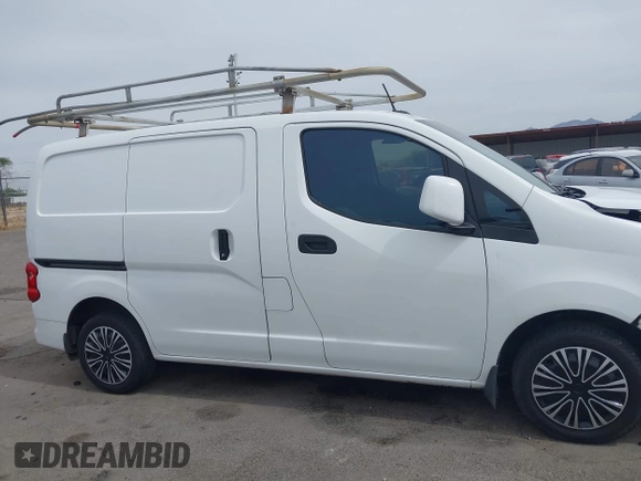 2015 Nissan NV200 S with VIN 3N6CM0KN3FK711846, listed as a IAAI auction lot 42316718 with 131,471 mi miles and . Bid and sale history available at DreamBid. Image 14.