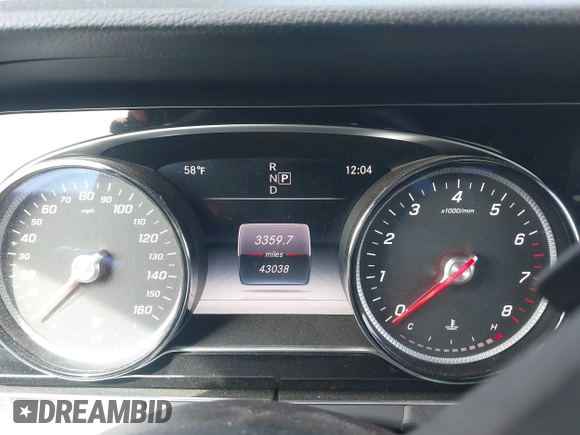 2019 Mercedes-Benz E-Class E 300 with VIN WDDZF4JB0KA600484, listed as a IAAI auction lot 41806241 with 43,038 mi miles. Bid and sale history available at carsss.com. Image 7.