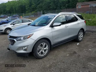 2020 Chevrolet Equinox LT z VIN 3GNAXVEX3LS687272, wystawiony jako Copart lot #57212005 z przebiegiem 72 039 mil mil oraz Szkoda całkowita • Salvage title. Historia ofert i sprzedaży dostępna na DreamBid. Obrazek 1.
