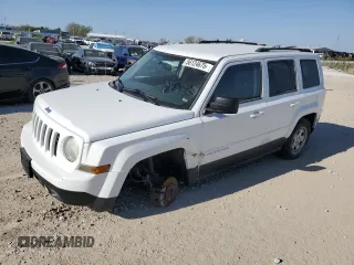 2012 Jeep Patriot Sport with VIN 1C4NJRBB9CD614936, listed as a Copart auction lot 56124675 with 194,590 mi miles and Salvage title. Bid and sale history available at DreamBid. Image 1.