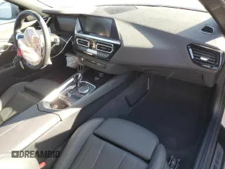 2025 BMW Z4 sDrive30i with VIN WBAHF3C01SWY41238, listed as a Copart auction lot 41794635 with 0 mi miles and Clean Title. Bid and sale history available at carsss.com. Image 8.