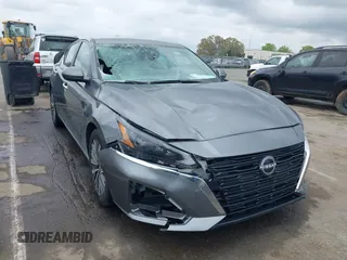 2023 Nissan Altima SV z VIN 1N4BL4DV7PN328287, wystawiony jako IAAI lot #41922893 z przebiegiem 59 289 mil mil oraz . Historia ofert i sprzedaży dostępna na DreamBid. Obrazek 6.