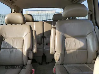 1998 Toyota Sienna LE with VIN 4T3ZF13C7WU074909, listed as a Copart auction lot 72345864 with 452,598 mi miles and Clean Title. Bid and sale history available at carsss.com. Image 10.