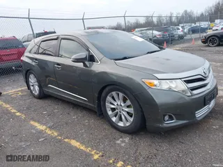 2013 Toyota Venza LE with VIN 4T3ZA3BB8DU068617, listed as a IAAI auction lot 41810117 with 130,164 mi miles. Bid and sale history available at carsss.com. Image 1.