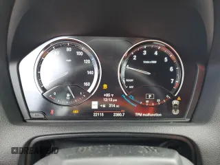 2021 BMW M2 z VIN WBA2N3C09M7J83075, wystawiony jako Copart lot #56546143 z przebiegiem 22 115 mil mil oraz . Historia ofert i sprzedaży dostępna na DreamBid. Obrazek 9.