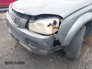 2007 Saturn VUE I4 z VIN 5GZCZ33D27S801464, wystawiony jako IAAI lot #41853309 z przebiegiem Nie podano mil oraz . Historia ofert i sprzedaży dostępna na DreamBid. Obrazek 6.