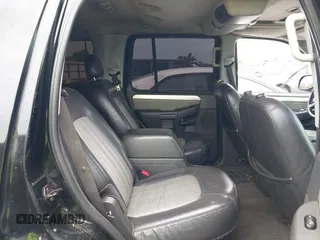2005 Mercury Mountaineer z VIN 4M2DU66K15ZJ23577, wystawiony jako IAAI lot #42353730 z przebiegiem Nie podano mil oraz . Historia ofert i sprzedaży dostępna na DreamBid. Obrazek 8.