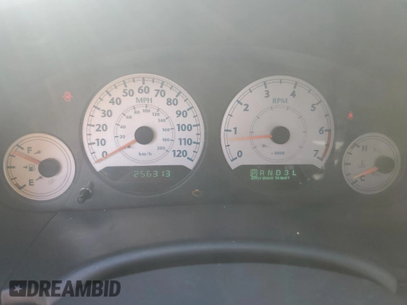 2006 Chrysler Town & Country Touring with VIN 2A4GP54L96R859107, listed as a Copart auction lot 45021005 with 256,313 mi miles and Salvage Title. Bid and sale history available at DreamBid. Image 9.