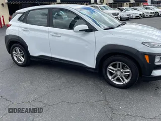 2019 Hyundai Kona SE with VIN KM8K12AA9KU266794, listed as a Copart auction lot 43103713 with 84,156 mi miles. Bid and sale history available at carsss.com. Image 1.