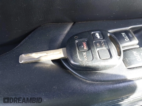 2003 Lexus SC 430 with VIN JTHFN48YX30040084, listed as a IAAI auction lot 41294421 with 121,240 mi miles and . Bid and sale history available at DreamBid. Image 11.