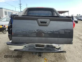 2004 Chevrolet Avalanche with VIN 3GNEC12T74G136869, listed as a Copart auction lot 50384405 with 181,524 mi miles and Salvage Title. Bid and sale history available at carsss.com. Image 6.