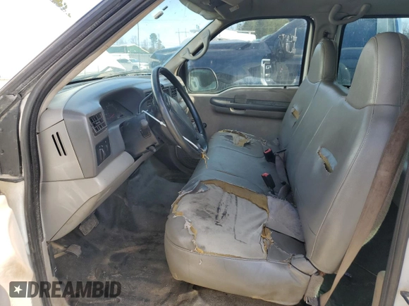 2001 Ford F-350 XL with VIN 1FTSW30L21EB93260, listed as a Copart auction lot 45002565 with 307,878 mi miles and Salvage Title. Bid and sale history available at DreamBid. Image 7.