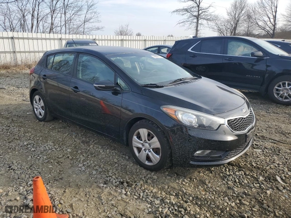 2016 Kia Forte 5-Door LX with VIN KNAFK5A89G5583801, listed as a Copart auction lot 48888155 with 40,731 mi miles and Salvage Title. Bid and sale history available at carsss.com. Image 4.