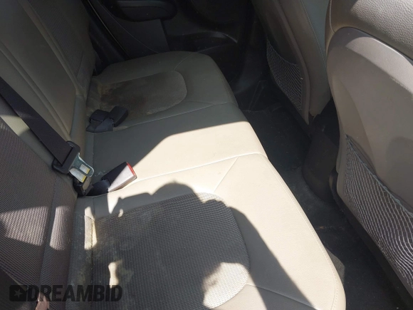 2015 Hyundai Tucson GLS with VIN KM8JT3AF6FU982128, listed as a IAAI auction lot 42227235 with 141,612 mi miles and . Bid and sale history available at DreamBid. Image 8.