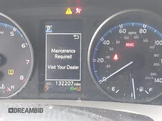 2018 Toyota RAV4 XLE with VIN 2T3WFREV1JW512476, listed as a IAAI auction lot 42177733 with 132,207 mi miles and . Bid and sale history available at DreamBid. Image 15.