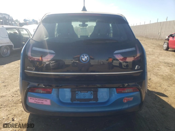 2018 BMW i3 with VIN WBY7Z2C50JVE64726, listed as a Copart auction lot 47967404 with 27,883 mi miles. Bid and sale history available at carsss.com. Image 6.