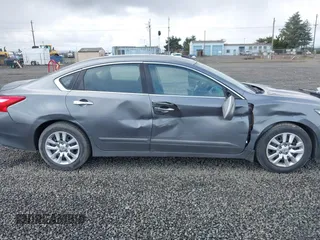 2017 Nissan Altima SR z VIN 1N4AL3AP0HN313305, wystawiony jako IAAI lot #41807901 z przebiegiem 109 558 mil mil oraz . Historia ofert i sprzedaży dostępna na DreamBid. Obrazek 6.