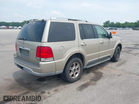 2004 Lincoln Aviator Luxury with VIN 5LMEU88H94ZJ20957, listed as a IAAI auction lot 42477846 with 165,016 mi miles and . Bid and sale history available at DreamBid. Image 4.