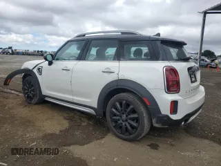 2024 MINI Countryman Cooper S with VIN WMZ53BR06R3S21724, listed as a Copart auction lot 72474044 with 3,724 mi miles and Salvage Title. Bid and sale history available at carsss.com. Image 2.