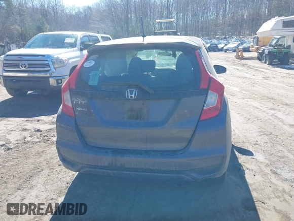 2018 Honda Fit LX z VIN 3HGGK5G44JM716592, wystawiony jako IAAI lot #41878820 z przebiegiem 70 464 mil mil oraz . Historia ofert i sprzedaży dostępna na DreamBid. Obrazek 16.