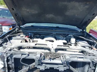 2016 Chevrolet Silverado 1500 LT with VIN 3GCUKREC3GG231290, listed as a IAAI auction lot 40113464 with 160,109 mi miles. Bid and sale history available at carsss.com. Image 10.