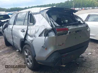 2022 Toyota RAV4 Hybrid XLE z VIN 4T3RWRFV7NU063922, wystawiony jako IAAI lot #42585891 z przebiegiem Nie podano mil oraz . Historia ofert i sprzedaży dostępna na DreamBid. Obrazek 20.