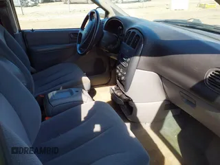2005 Dodge Caravan SXT with VIN 2D8GP44L75R432427, listed as a IAAI auction lot 42049469 with 129,557 mi miles and . Bid and sale history available at DreamBid. Image 5.