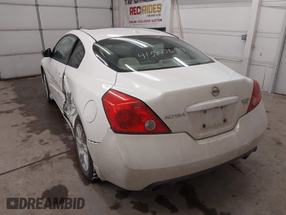 2008 Nissan Altima 3.5 SE with VIN 1N4BL24E58C165172, listed as a IAAI auction lot 41380699 with 191,249 mi miles. Bid and sale history available at carsss.com. Image 3.