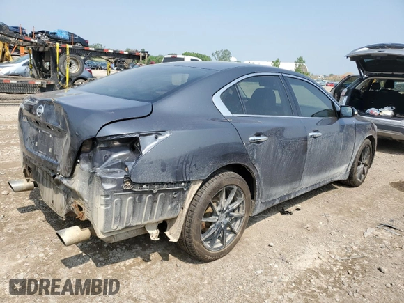 2013 Nissan Maxima SV z VIN 1N4AA5APXDC829243, wystawiony jako Copart lot #59888905 z przebiegiem 318 219 mil mil oraz Czysty tytuł • Clean title. Historia ofert i sprzedaży dostępna na DreamBid. Obrazek 3.