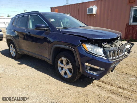 2018 Jeep Compass Latitude with VIN 3C4NJDBB2JT135008, listed as a Copart auction lot 58901864 with 67,596 mi miles and Salvage Title. Bid and sale history available at carsss.com. Image 4.