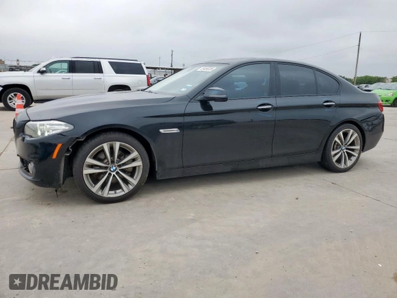 2016 BMW 5 Series 528i z VIN WBA5A5C57GG348593, wystawiony jako Copart lot #55469335 z przebiegiem 93 627 mil mil oraz Szkoda całkowita • Salvage title. Historia ofert i sprzedaży dostępna na DreamBid. Obrazek 1.