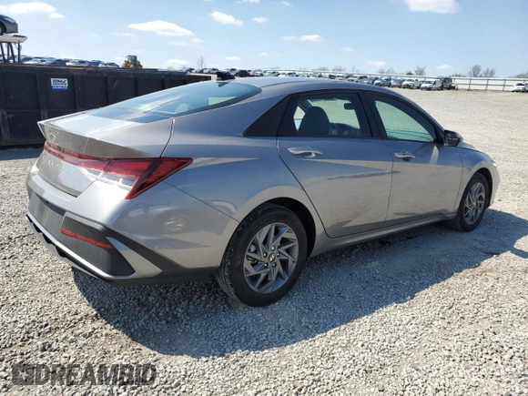 2024 Hyundai Elantra SEL z VIN KMHLM4DG2RU675916, wystawiony jako Copart lot #53043225 z przebiegiem 9 169 mil mil oraz Szkoda całkowita • Salvage title. Historia ofert i sprzedaży dostępna na DreamBid. Obrazek 3.