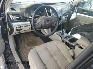 2010 Subaru Legacy Premium All-Weather Anniversary z VIN 4S3BMBG63A3241229, wystawiony jako Copart lot #58169725 z przebiegiem Nie podano mil oraz Szkoda całkowita • Salvage title. Historia ofert i sprzedaży dostępna na DreamBid. Obrazek 8.