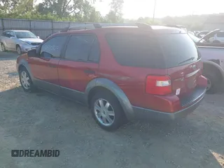 2006 Ford Freestyle SE z VIN 1FMZK04156GA07445, wystawiony jako IAAI lot #42450927 z przebiegiem 139 521 mil mil oraz . Historia ofert i sprzedaży dostępna na DreamBid. Obrazek 3.