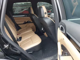 2014 Porsche Cayenne с VIN WP1AA2A22ELA94738, выставлен на аукционе IAAI как лот 41621776 с пробегом 104 164 миль миль и . История ставок и продаж доступна на DreamBid. Изображение 8.