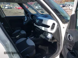 2014 FIAT 500L Pop with VIN ZFBCFAAH6EZ016652, listed as a IAAI auction lot 41255104 with Not Provided miles and . Bid and sale history available at DreamBid. Image 5.