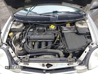 2000 Dodge Neon Highline z VIN 1B3ES46C5YD731845, wystawiony jako IAAI lot #42436755 z przebiegiem 177 211 mil mil oraz . Historia ofert i sprzedaży dostępna na DreamBid. Obrazek 10.