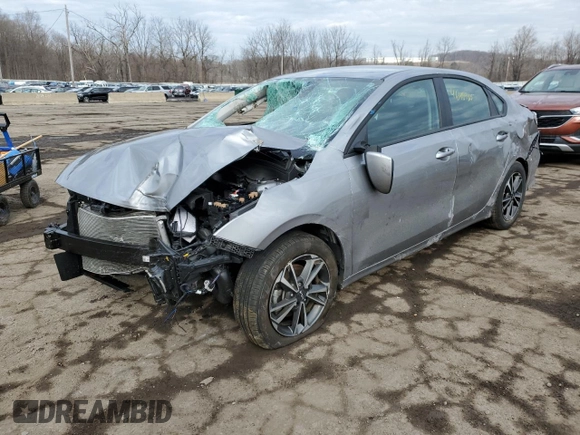 2024 Kia Forte LX with VIN 3KPF24AD9RE710113, listed as a Copart auction lot 46484325 with 14,992 mi miles and Non Repairable. Bid and sale history available at carsss.com. Image 1.