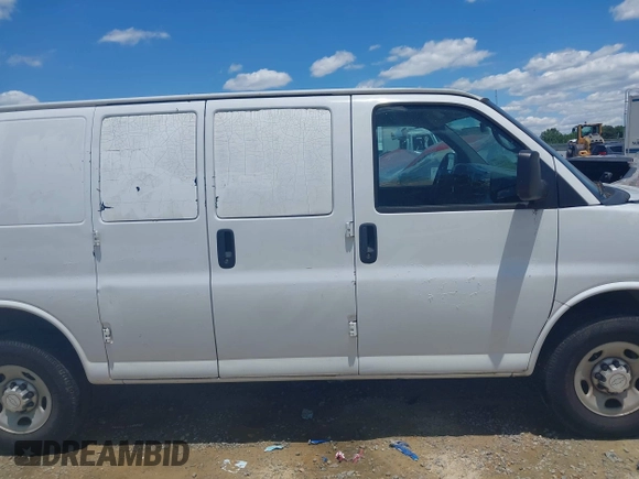 2014 Chevrolet Express Cargo with VIN 1GCWGFBA4E1207247, listed as a IAAI auction lot 42259244 with 169,971 mi miles and . Bid and sale history available at DreamBid. Image 13.