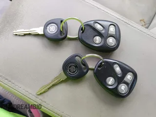 2001 Cadillac Seville Luxury SLS z VIN 1G6KS54Y81U110047, wystawiony jako IAAI lot #42436746 z przebiegiem 107 360 mil mil oraz . Historia ofert i sprzedaży dostępna na DreamBid. Obrazek 11.
