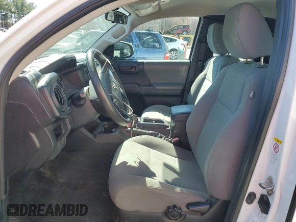 2017 Toyota Tacoma SR z VIN 5TFSX5EN6HX057733, wystawiony jako Copart lot #48013155 z przebiegiem 107 976 mil mil oraz Szkoda całkowita • Salvage title. Historia ofert i sprzedaży dostępna na DreamBid. Obrazek 7.