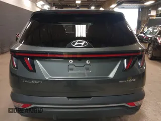2022 Hyundai Tucson SEL Convenience with VIN KM8JFCA11NU080691, listed as a IAAI auction lot 42106350 with 81,477 mi miles and . Bid and sale history available at carsss.com. Image 17.