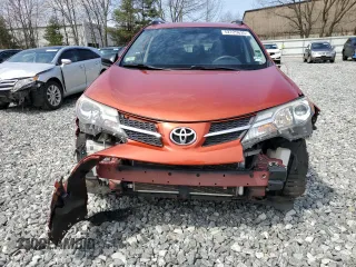2015 Toyota RAV4 LE with VIN JTMBFREV9FJ038961, listed as a Copart auction lot 52725635 with 53,355 mi miles and Clean Title. Bid and sale history available at DreamBid. Image 5.