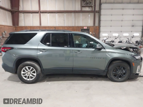 2022 Chevrolet Traverse LT Leather with VIN 1GNEVHKW8NJ188136, listed as a IAAI auction lot 42001620 with 29,657 mi miles. Bid and sale history available at carsss.com. Image 13.